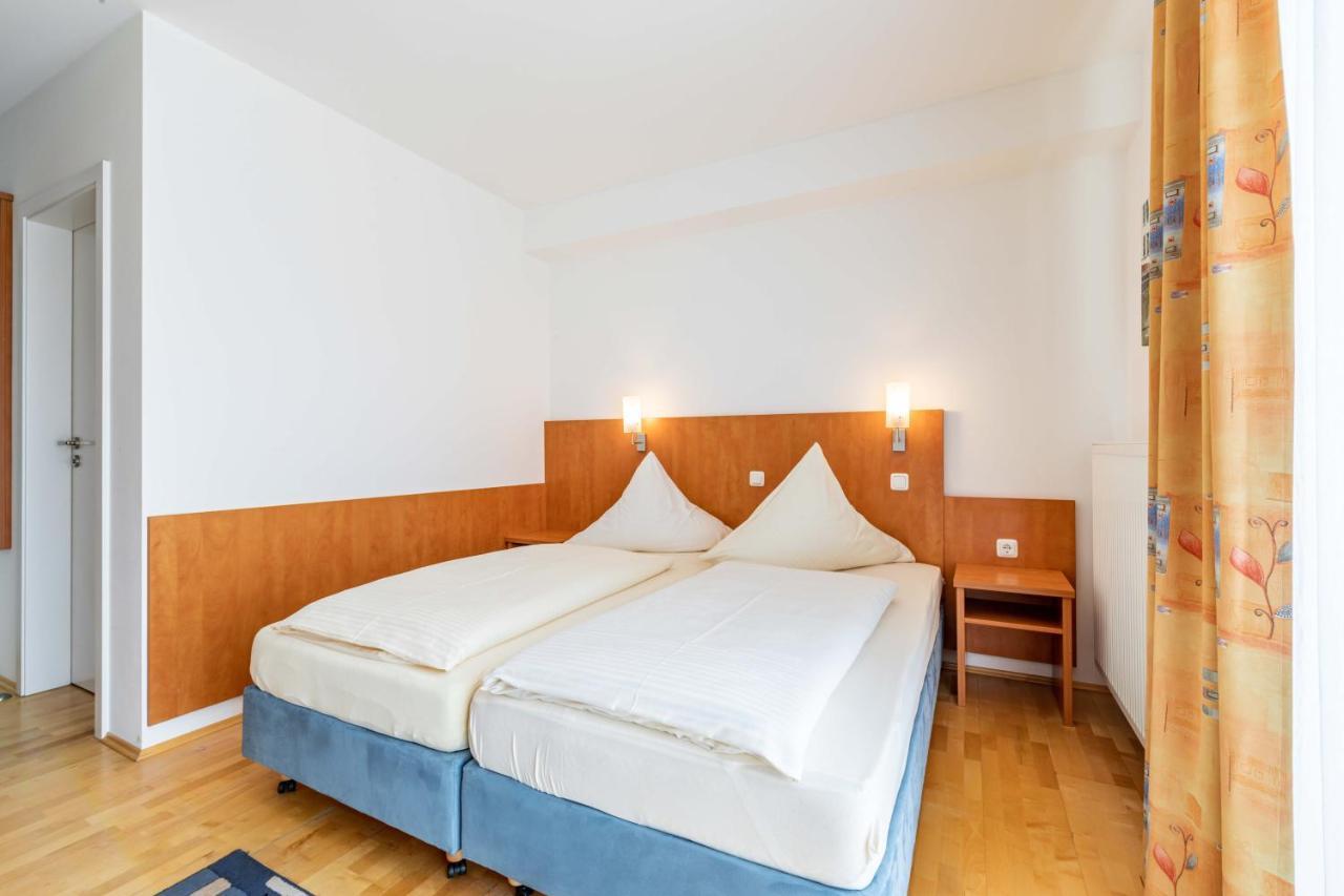 Gasthaus Hotel Ostermeier Attenkirchen Eksteriør bilde